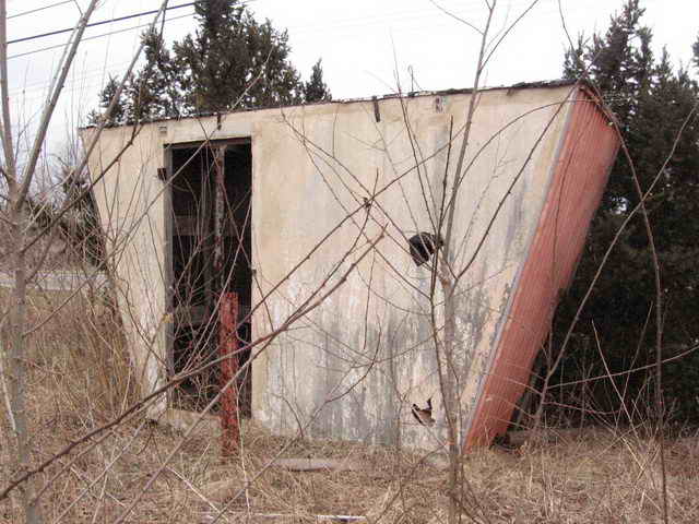Lake Drive-In - 2006 Photo (newer photo)